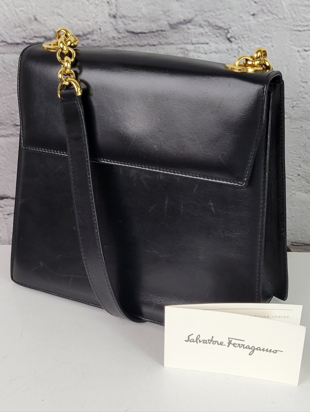FERRAGAMO Vintage Leather Chain Strap Shoulder Bag